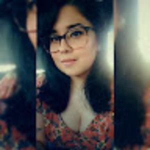 Meet your Posher, Adriana